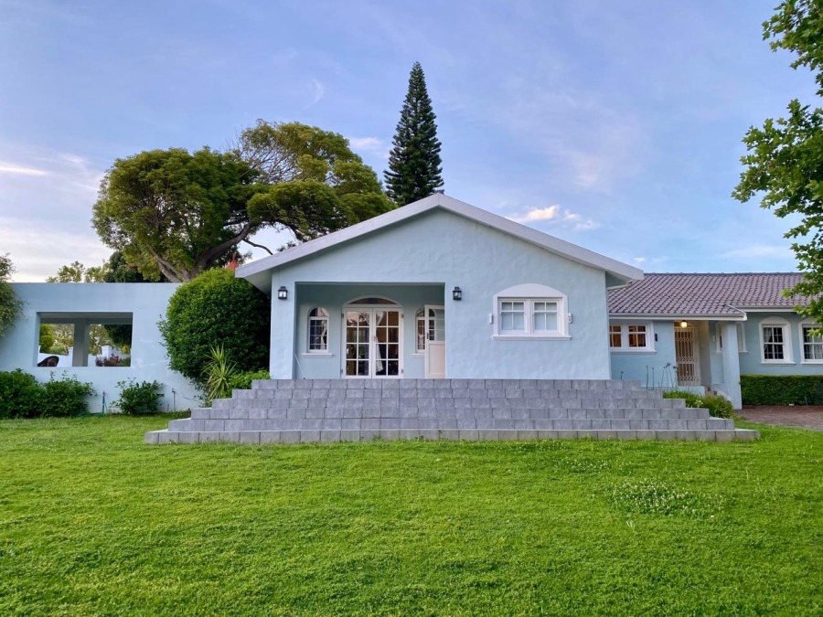 6 Bedroom Property for Sale in Constantia Western Cape